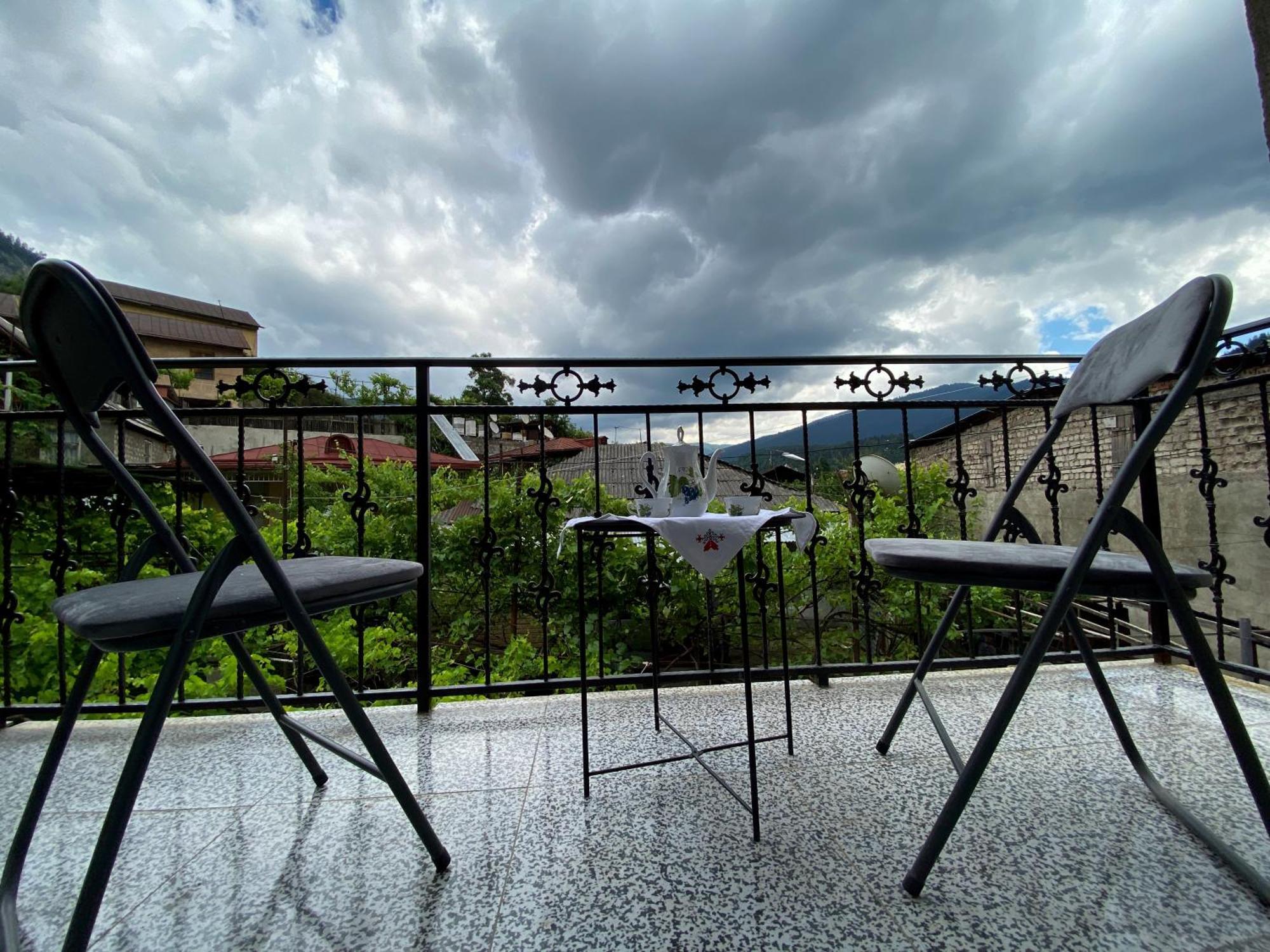 Hotel Sunny Days Borjomi Exterior foto