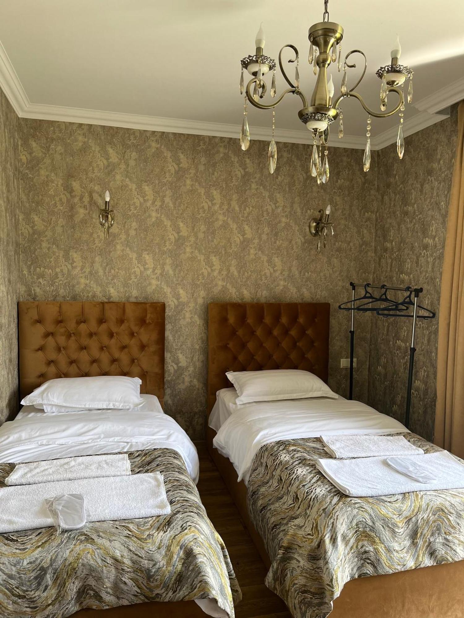 Hotel Sunny Days Borjomi Exterior foto