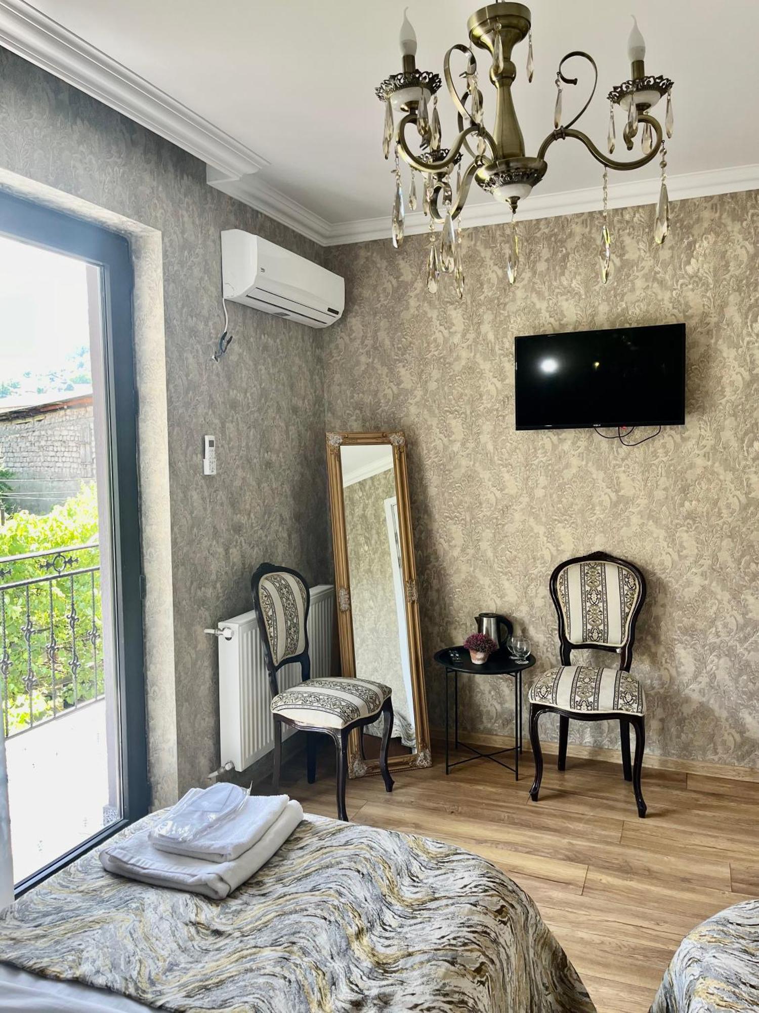 Hotel Sunny Days Borjomi Exterior foto