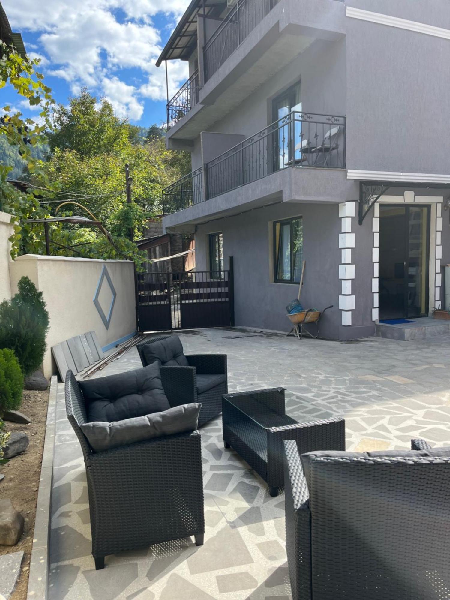 Hotel Sunny Days Borjomi Exterior foto